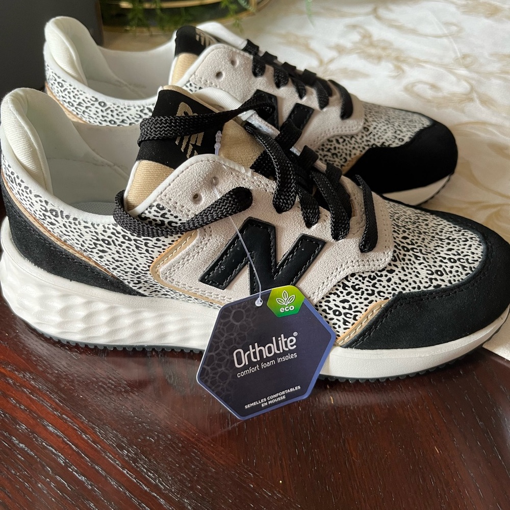 New Balance Ladies Sneakers